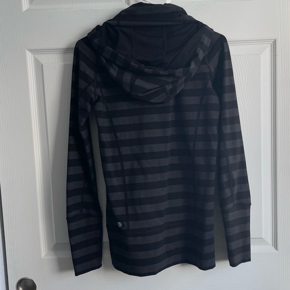 Lululemon Stride Jacket Black Micro Macro Stripe - Picture 3 of 5
